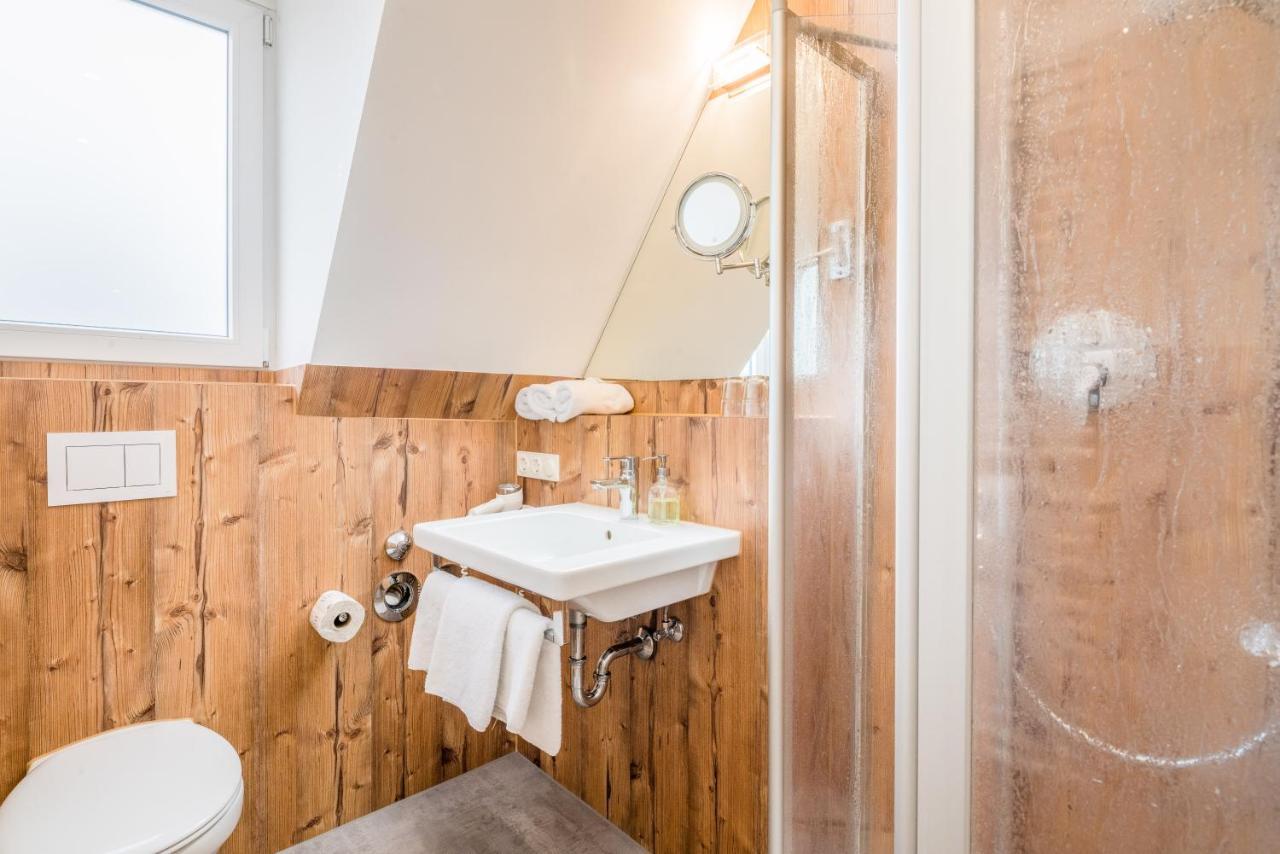 Hatzels Haeuschen Zirndorf Esterno foto
