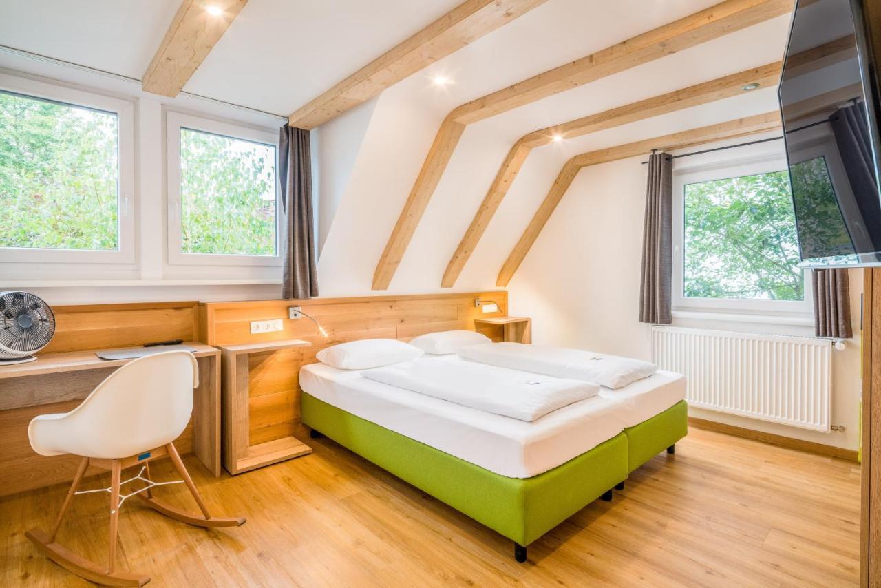 Hatzels Haeuschen Zirndorf Esterno foto