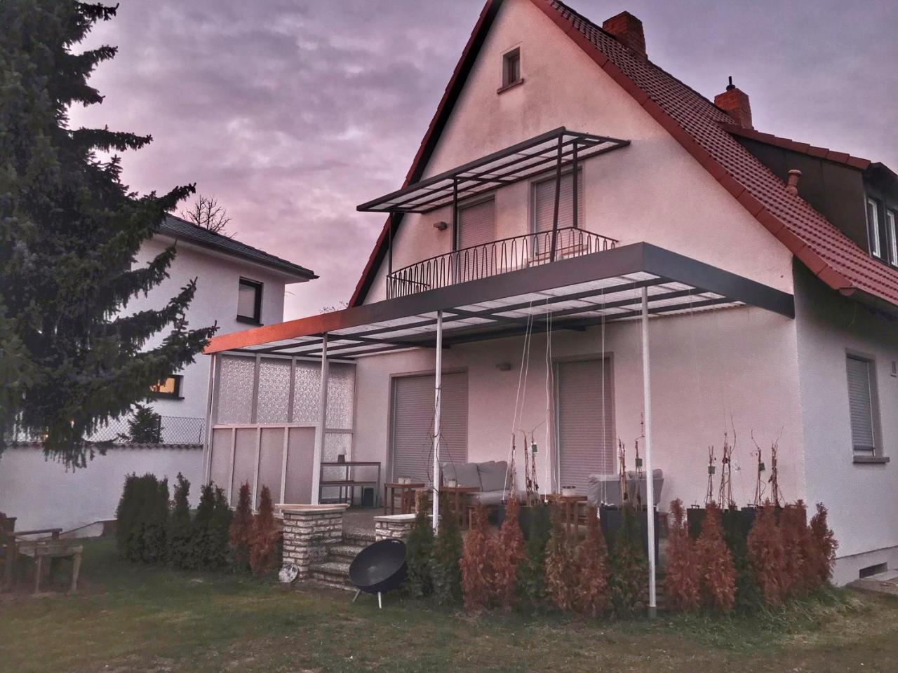 Hatzels Haeuschen Zirndorf Esterno foto